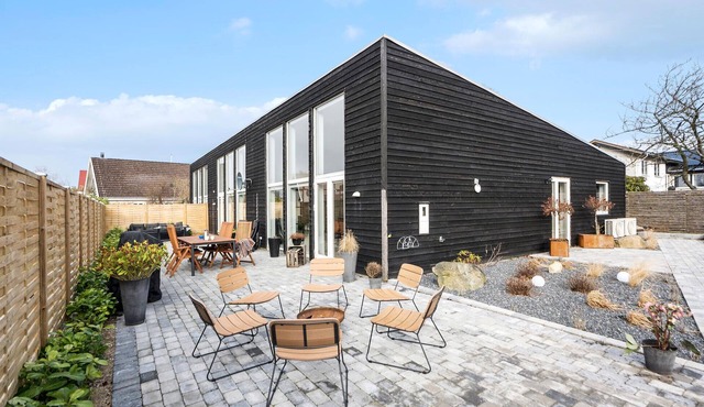 Awesome home in Gilleleje with WiFi