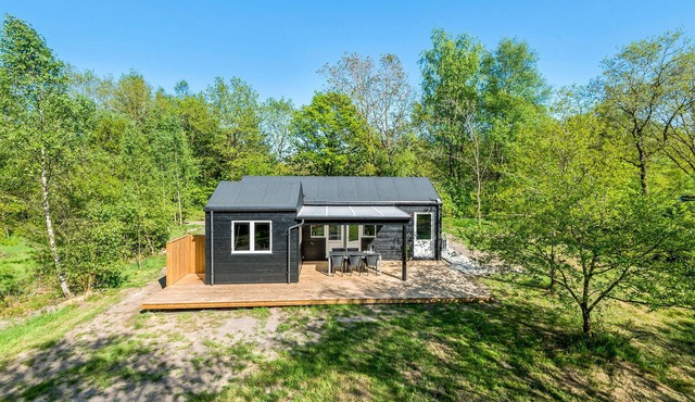 Awesome home in Give with WiFi