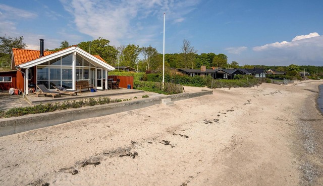 Awesome home in Haderslev with WiFi