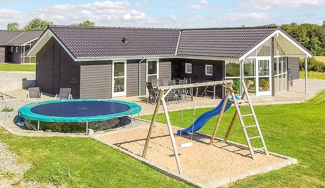 Awesome home in Haderslev with WiFi