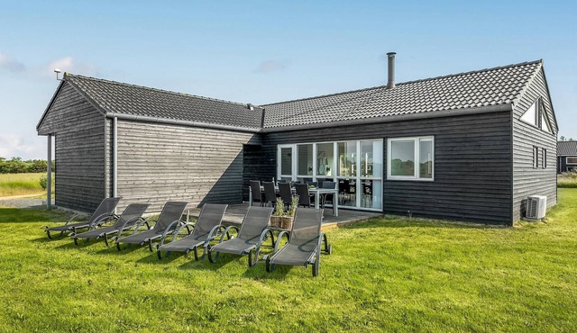Awesome home in Haderslev with sauna