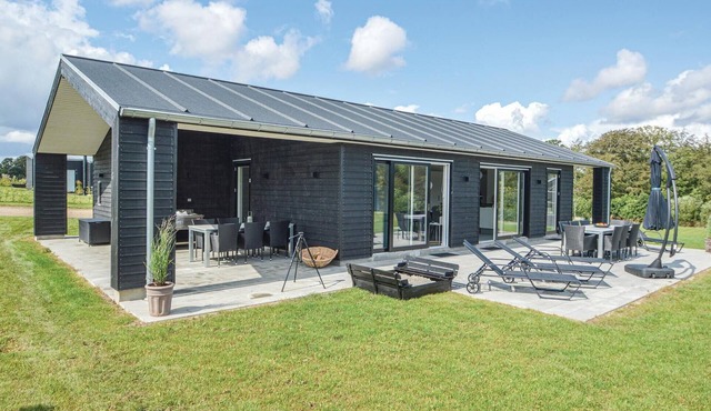 Awesome home in Haderslev with kitchen