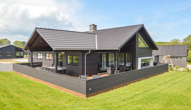 Awesome home in Haderslev with sauna