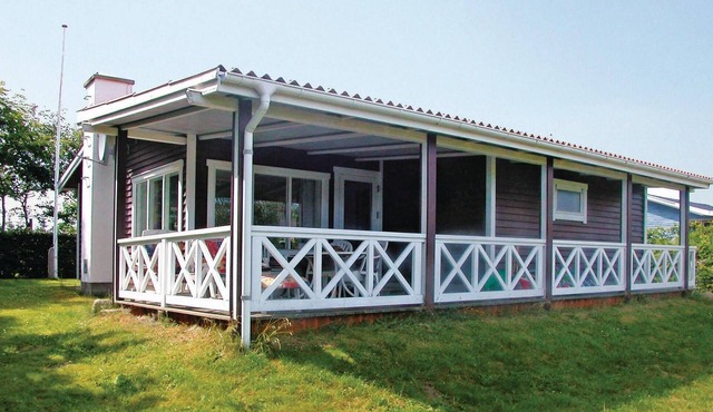 Awesome home in Hadsund with sauna