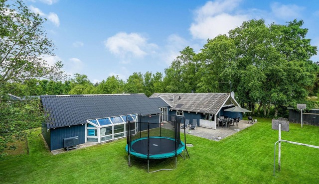 Awesome home in Hadsund with sauna