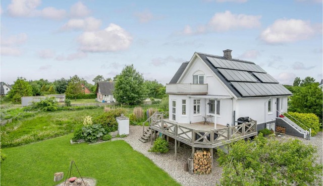 Awesome Home In Havndal With Wifi