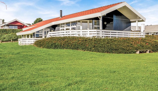 Awesome home in Hejls with sauna