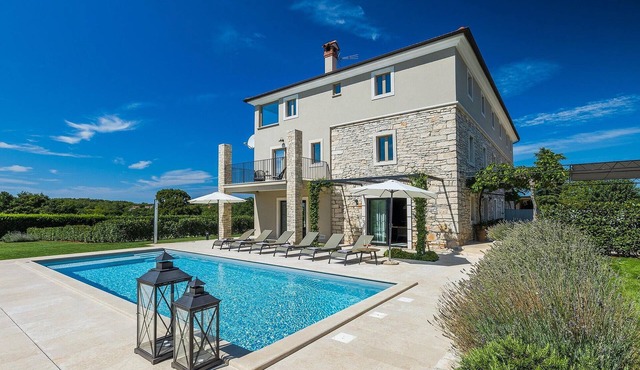 Awesome home in Kanfanar