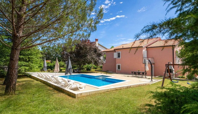 Awesome home in Labin