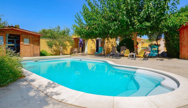 Awesome home in Marguerittes with WiFi