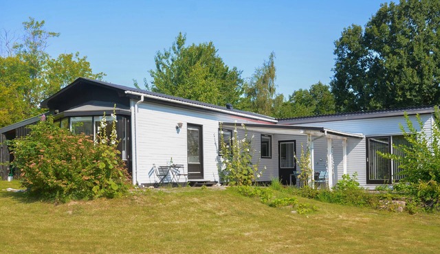 Awesome home in Mesinge with WiFi