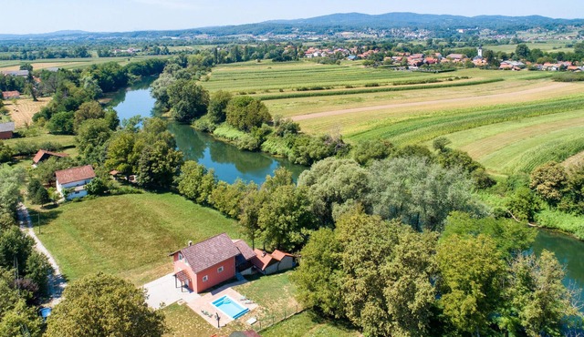 Awesome home in Mirkopolje
