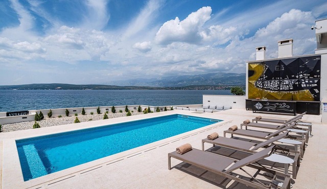 Awesome home in Novigrad with sauna