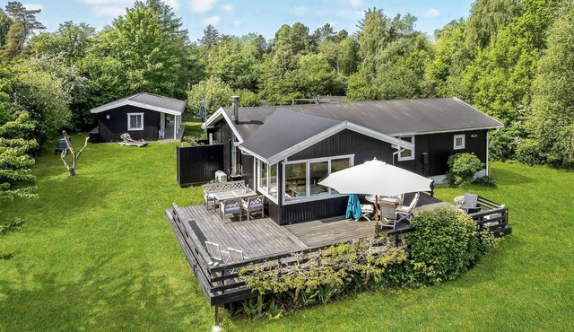 Awesome home in Nykøbing Sj with WiFi