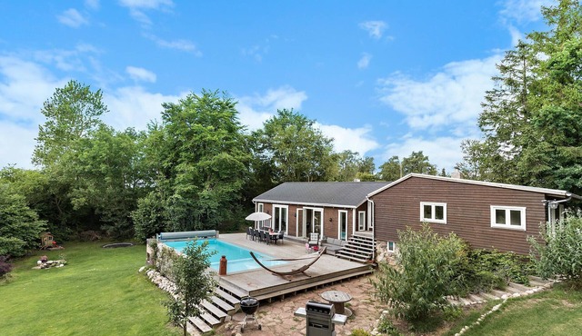 Awesome home in ølsted with WiFi