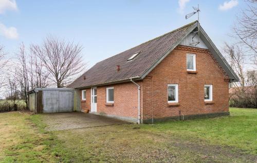 Awesome Home In Øster Assels With Wifi