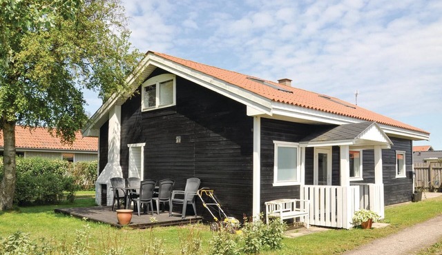 Awesome home in Otterup with WiFi