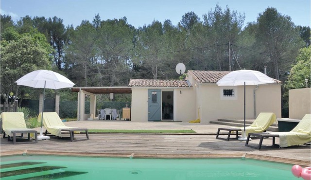 Awesome home in Pourcieux with 1 Bedrooms, Private swimming pool and Outdoor swimming pool