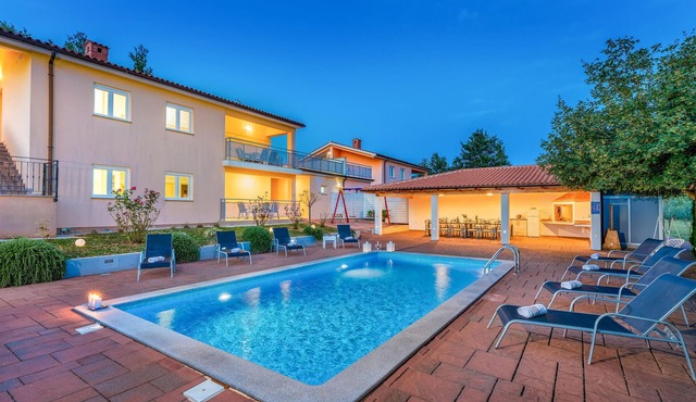 Awesome home in Pazin