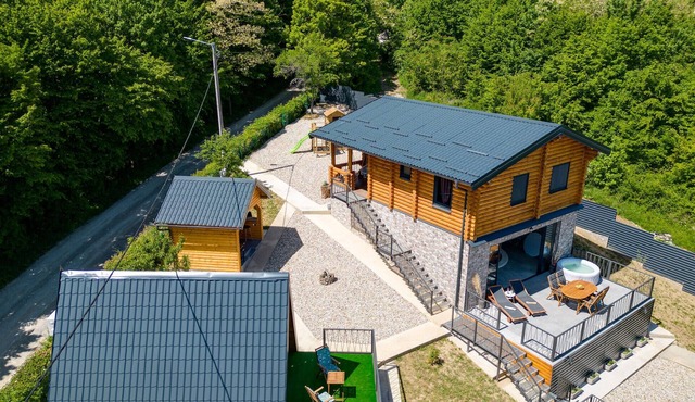 Awesome home in Petrinja with sauna