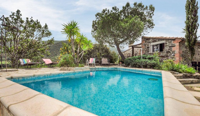 Awesome home in Rigarda