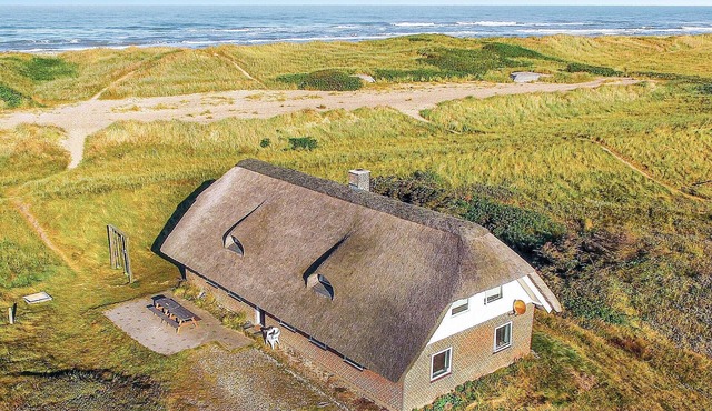 Awesome home in Ringkøbing with sauna