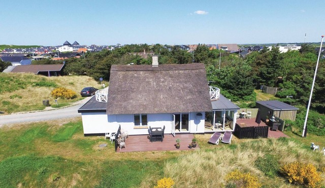 Awesome home in Ringkøbing with sauna