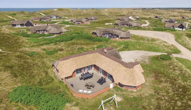 Awesome home in Ringkøbing with sauna