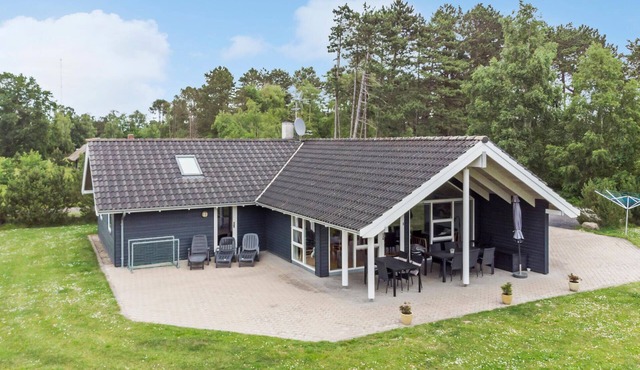 Awesome home in Rødby with sauna