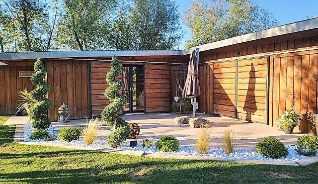 Awesome home in Rognonas with WiFi