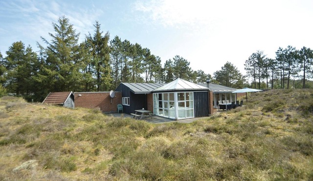 Awesome home in Rømø with kitchen