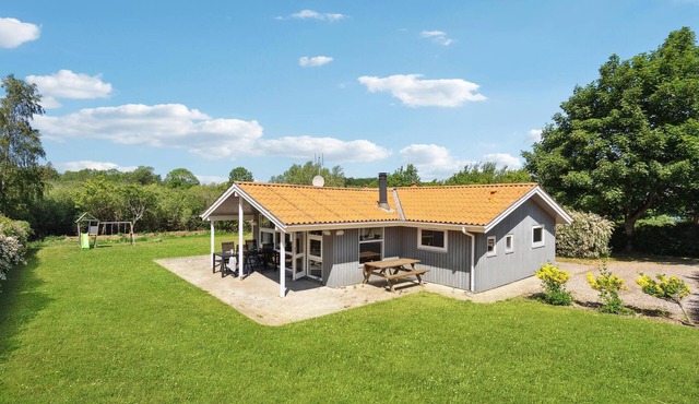 Awesome home in Rudkøbing with sauna