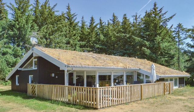 Awesome home in Saltum with sauna