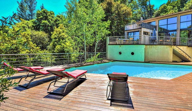 Awesome home in Sauveterre