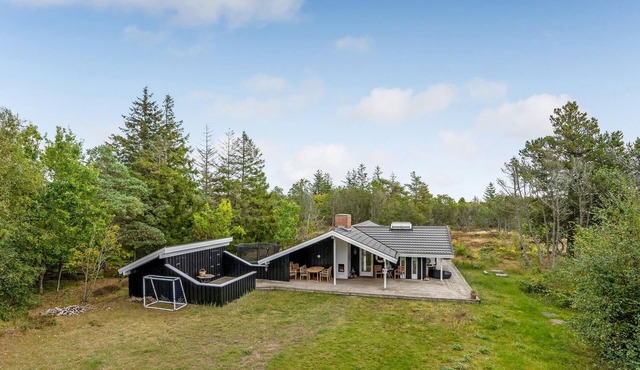 Awesome home in Skagen with WiFi