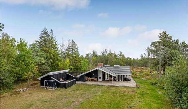 Awesome Home In Skagen With Wifi