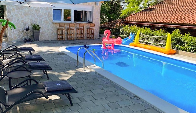Awesome home in Slunj with sauna