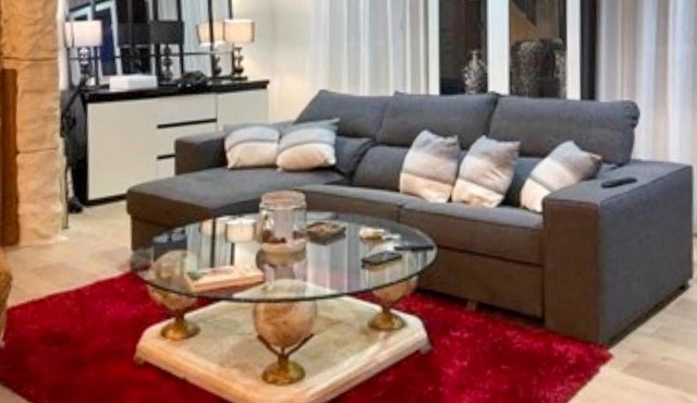 Awesome home in Sommieres with WiFi