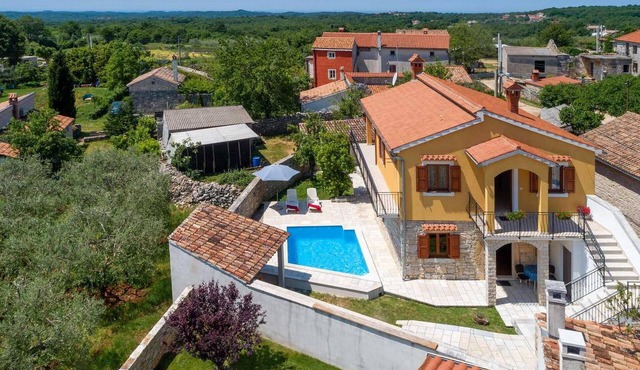 Awesome home in Sveti Lovrec