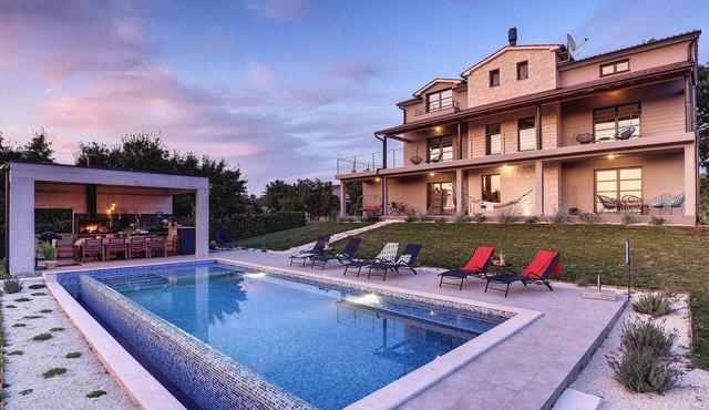 Awesome home in Svetvincenat