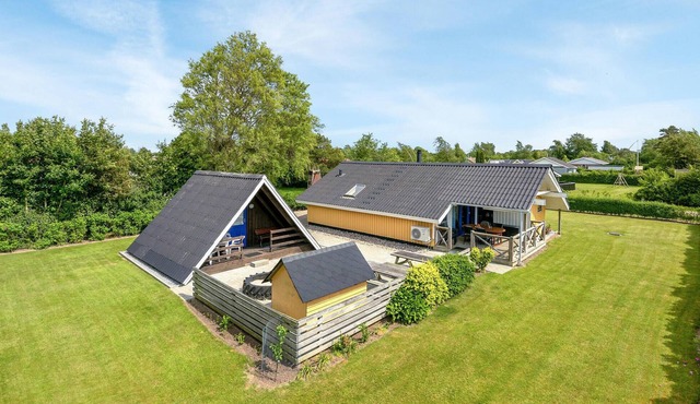 Awesome home in Sydals with sauna