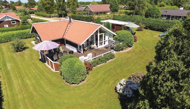 Awesome home in Sydals with sauna