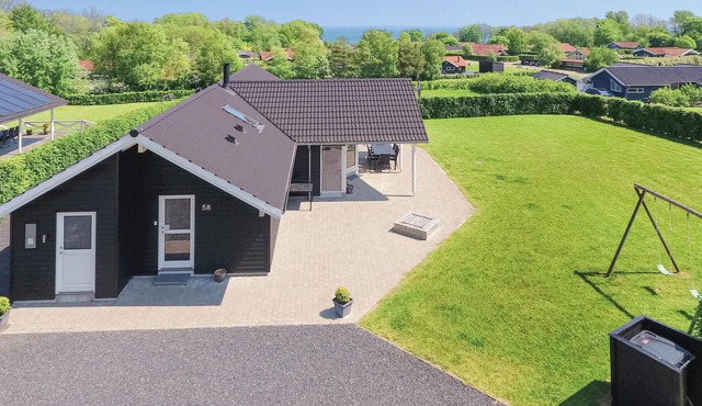 Awesome home in Sydals with kitchen