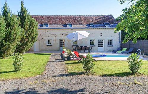 Awesome Home In Thilouze