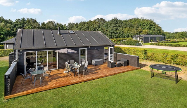 Awesome home in Toftlund with WiFi