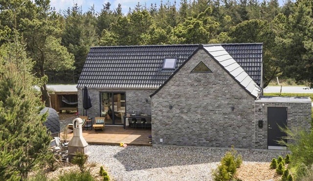 Awesome home in Ulfborg with sauna