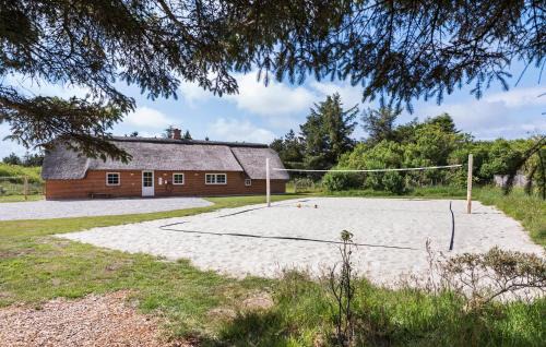 Awesome Home In Ulfborg With Kitchen