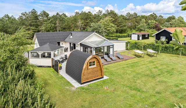 Awesome home in Vemb with kitchen