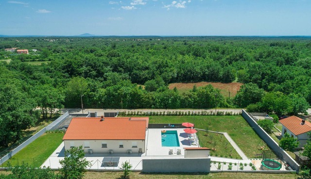 Awesome home in Vodnjan
