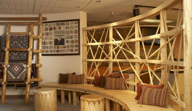 Awesome Lake Powell Escape! Gym, Pool, Free Parking!
